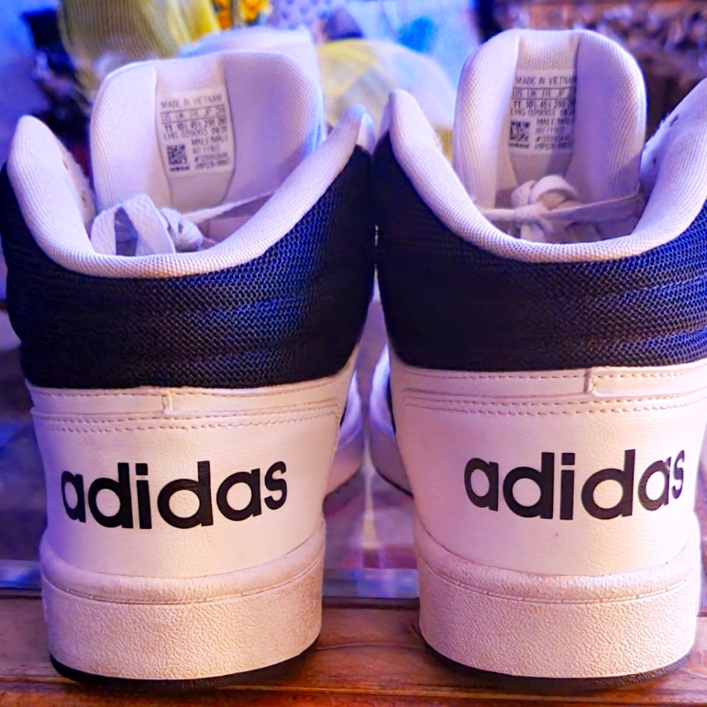 Adidas HOOPS 2.0 MID Mens Size 9 Shoes Black White athletic Sneakers Basketball